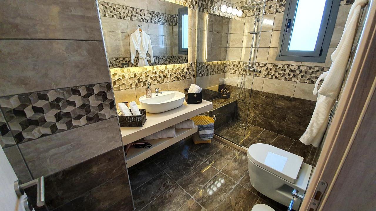 Livis Luxury Villa 吉奥塔略 外观 照片