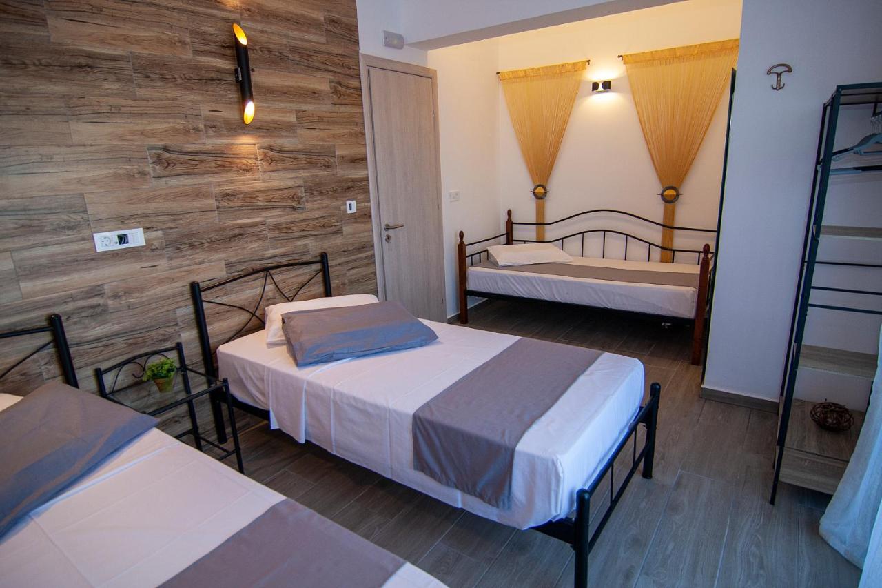 Livis Luxury Villa 吉奥塔略 外观 照片