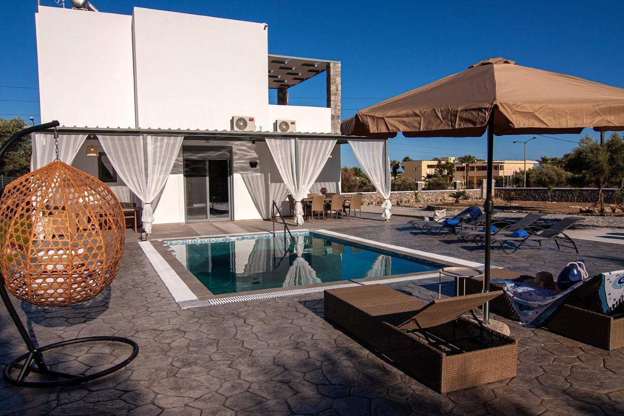 Livis Luxury Villa 吉奥塔略 外观 照片